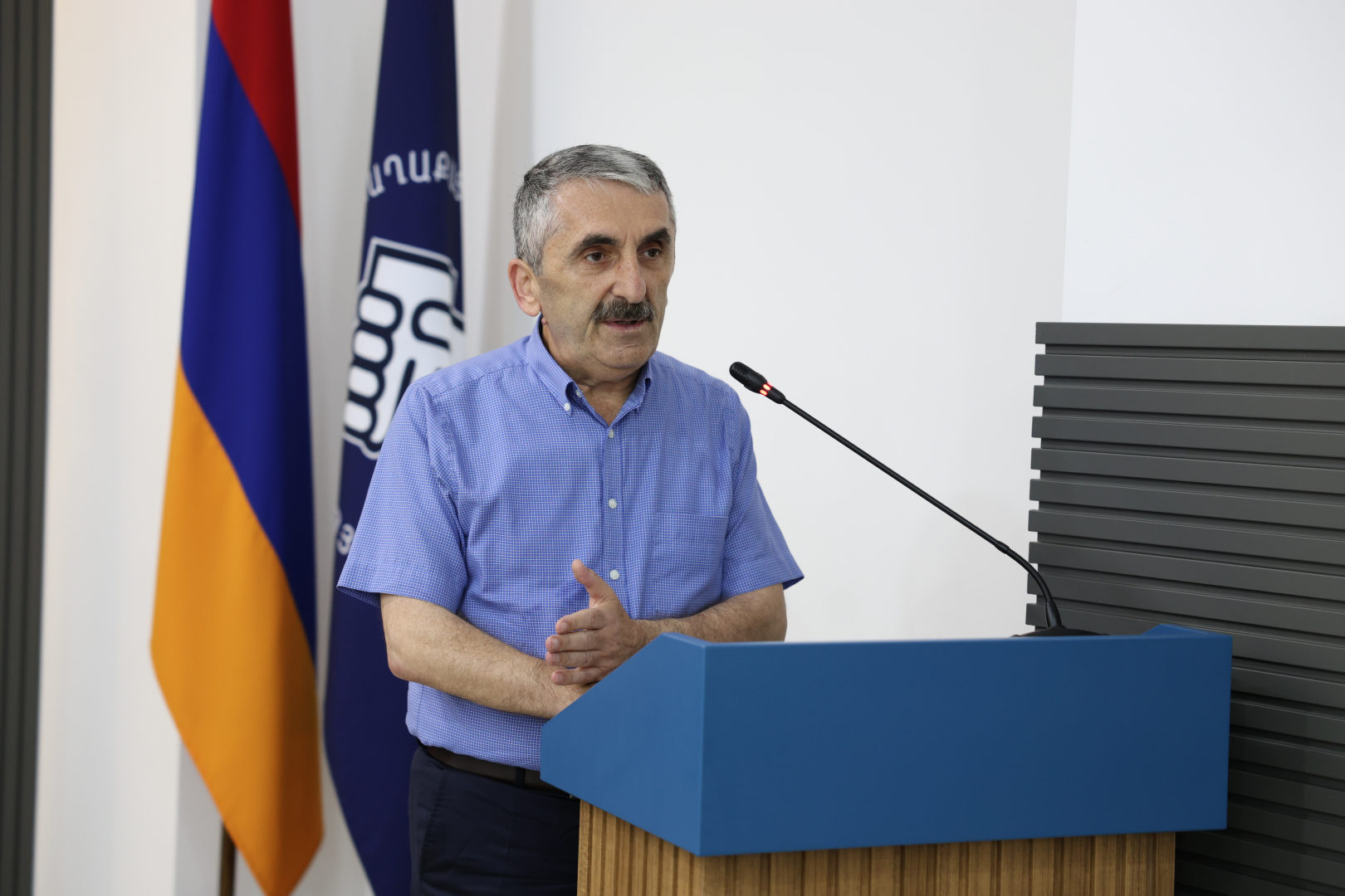 image-slide