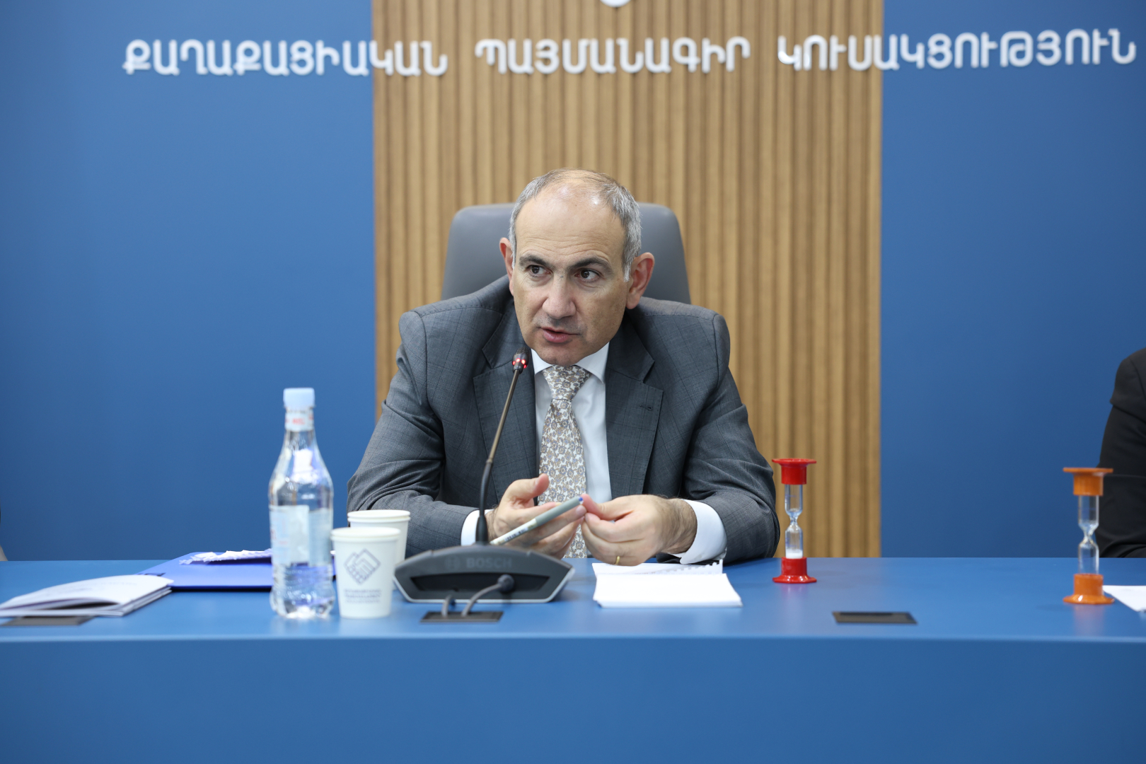 image-slide