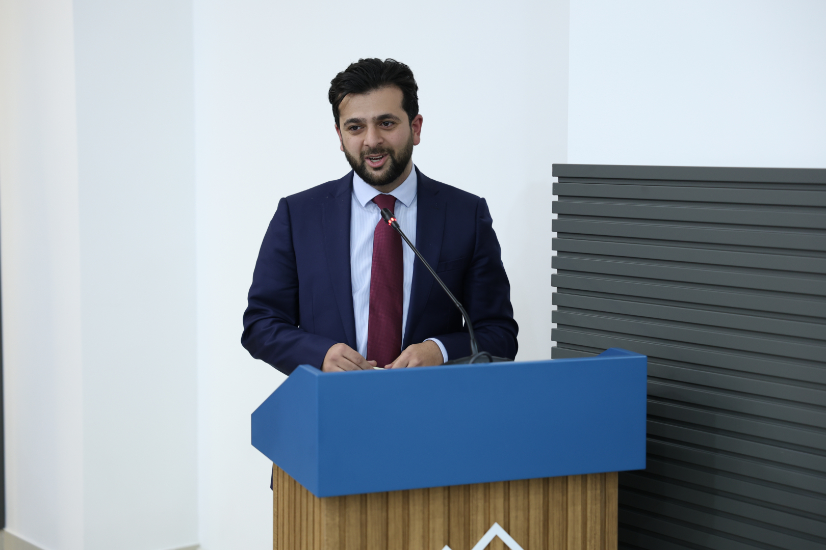image-slide